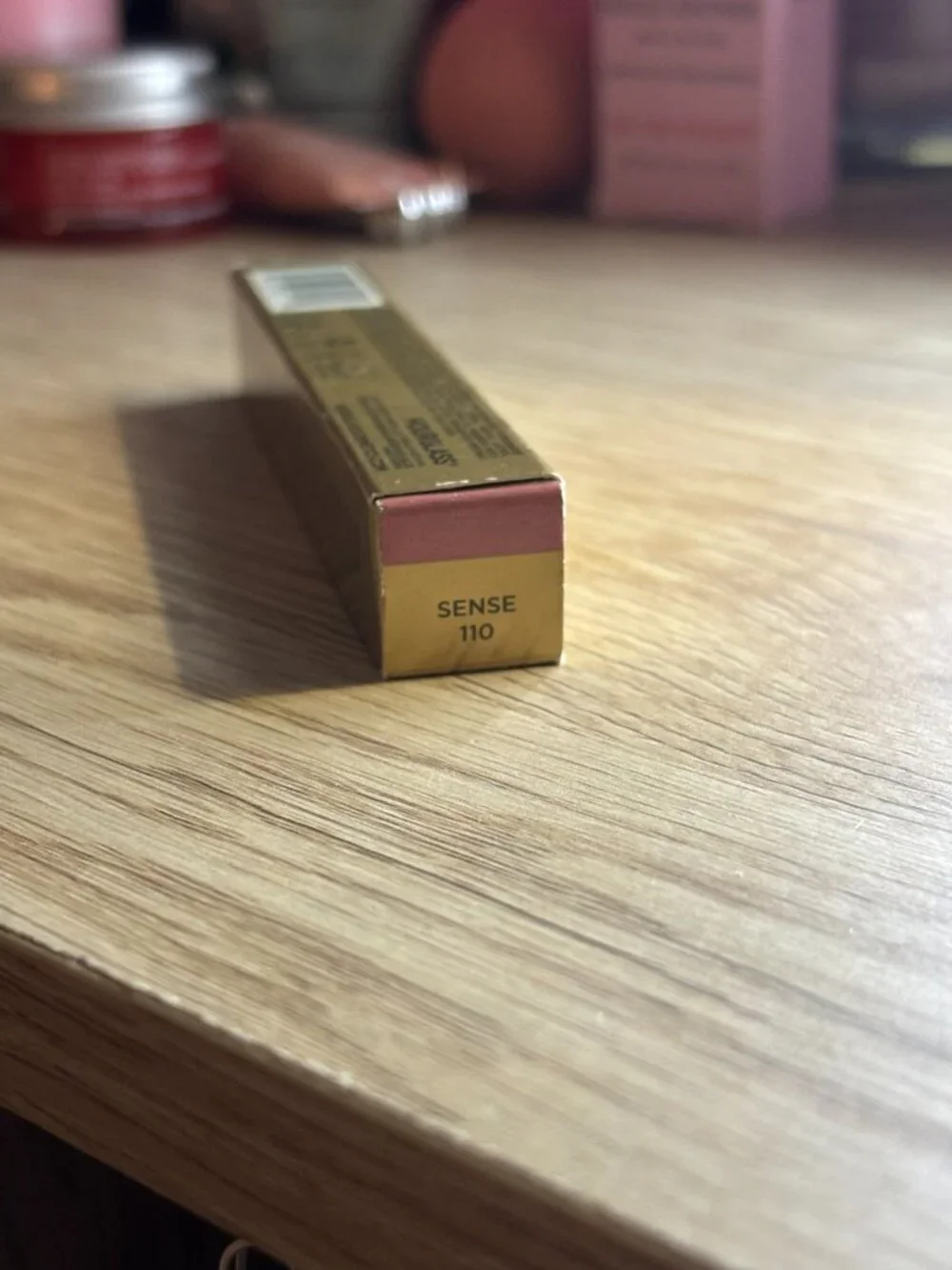 Hourglass Phantom Glossy Balm in 110 Sense